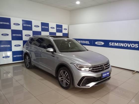 VOLKSWAGEN TIGUAN 2.0 300 TSI GASOLINA ALLSPACE R-LINE AUTOMÁTICO VOLKSWAGEN TIGUAN 2.0 300 TSI GASOLINA ALLSPACE R-LINE AUTOMÁTICO